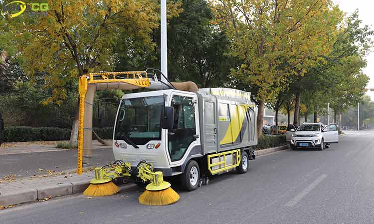 純電動(dòng)樹葉收集車