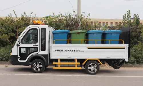 八桶環(huán)衛(wèi)垃圾車推動生活垃圾分類構建美麗城市