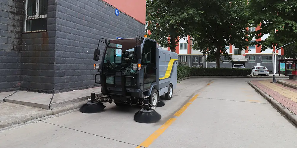 清掃車_電動(dòng)掃地車_廠區(qū)掃地車_園區(qū)掃路車_景區(qū)清掃車