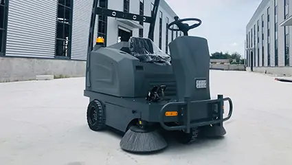 純電動(dòng)掃地車BY-S15動(dòng)力系統(tǒng)